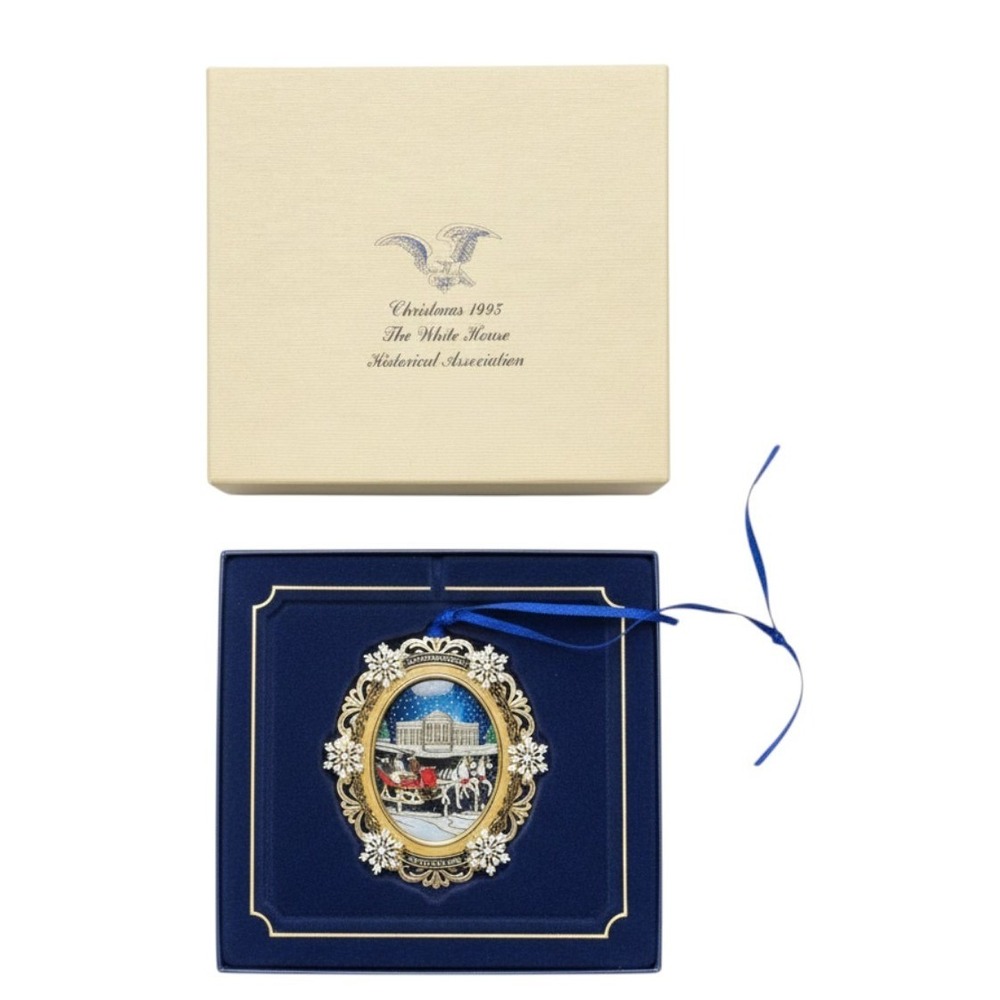 White House Historical Association 2004 Christmas Ornament President Hayes Ride